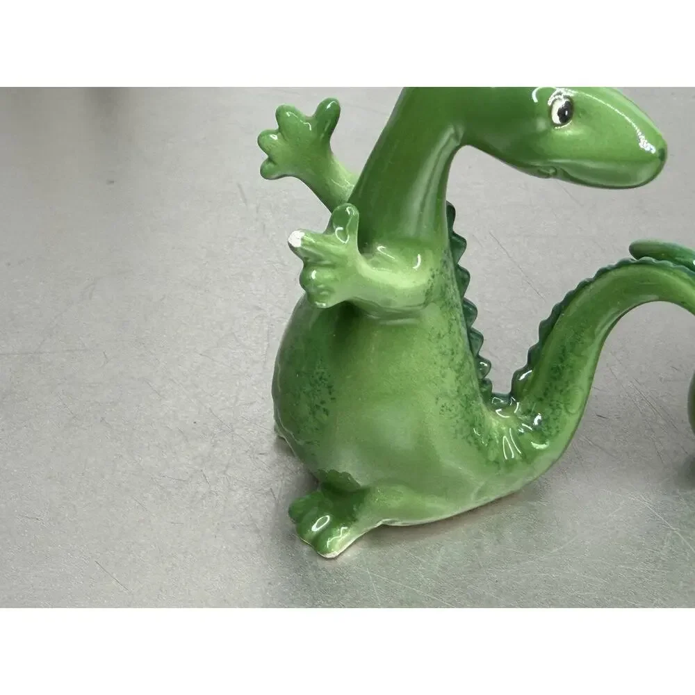 Vintage Royal Gorge Green Dinosaur Salt & Pepper Shakers Set Japan Kitschy 60s